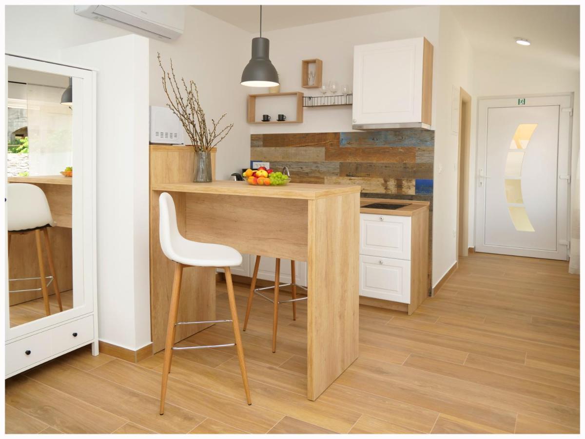 Apartmani Makelja Primošten Eksteriør billede